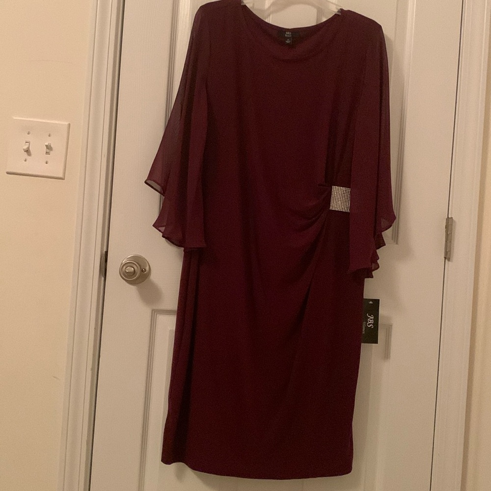 JBS Woman Dress with Sparkle detail-Size 1X-Color Ancho Chile (Maroon)